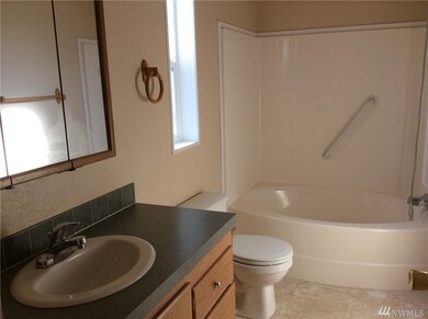 559 Morning View Cir, East Wenatchee, WA 98802 - photo 7