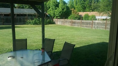 780 Bailey Dr, Grants Pass, OR 97527 - photo 4