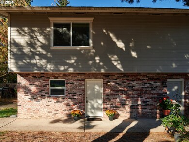 6845 SW 198th Ave, Beaverton, OR 97007 - photo 2