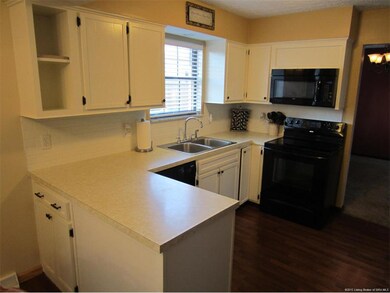 919 Pennwood Dr, New Albany, IN 47150 - photo 5