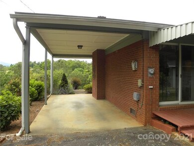 25 Sprinkle Dr, Leicester, NC 28748 - photo 7