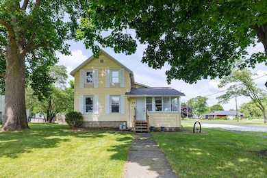 214 N NEWTON ST GOODLAND-25