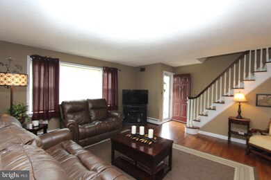567 Mantua Ave, Paulsboro, NJ 08066 - photo 3