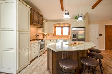 303 Dorys Rd, Dingmans Ferry, PA 18328 - photo 5