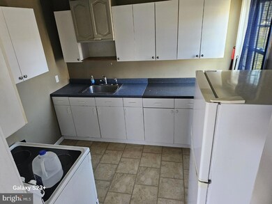 129 Jefferson St, Pottstown, PA 19464 - photo 3