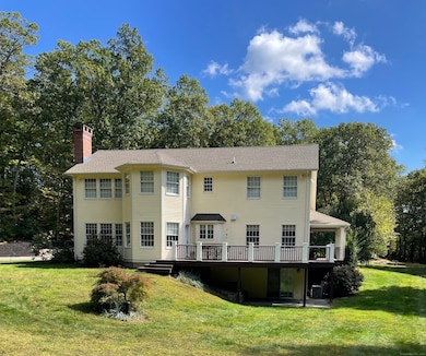 11 Withe Pass, Burlington, CT 06013 - photo 2