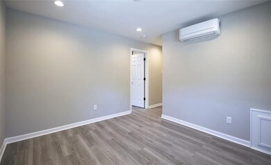 1308 Enid St unit 5, Houston, TX 77009 - photo 3