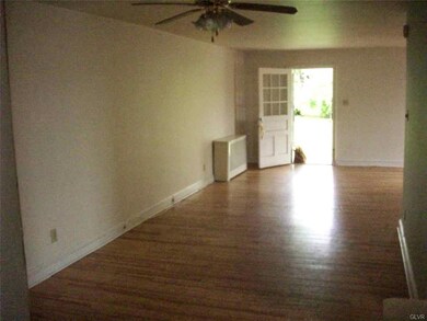 324 E Market St unit 1st Floor, Bethlehem, PA 18018 - photo 2