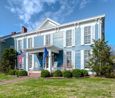 216 Shelby St, Frankfort, KY 40601 - photo 2