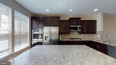 15621 Sunningdale Place, Upper Marlboro, MD 20774 - photo 4