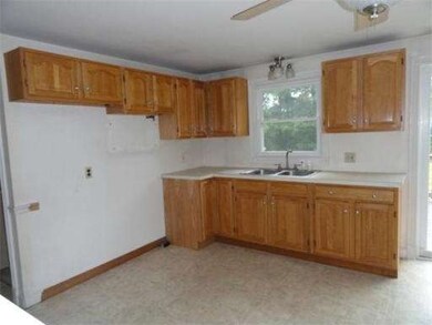 13 Leo Ave, Dudley, MA 01571 - photo 5