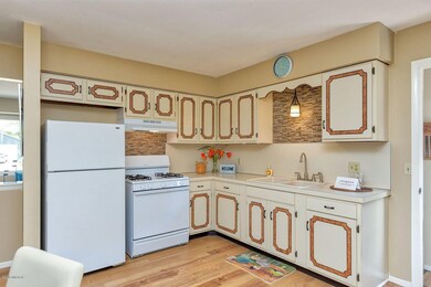 4064 Janet Dr, Dorr, MI 49323 - photo 6