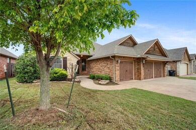 801 Kelsi Dr, Moore, OK 73160 - photo 3