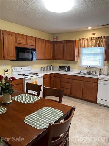 417 Hidden Creek Cir, Salisbury, NC 28147 - photo 4