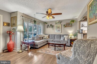 139 E Evesham Rd, Runnemede, NJ 08078 - photo 4