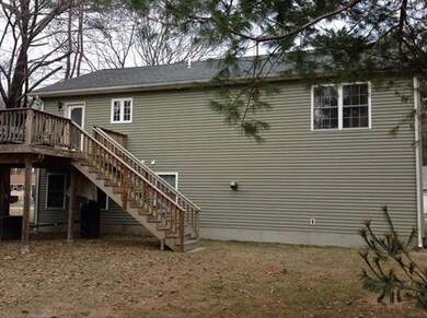 29 Chicopee St, Worcester, MA 01602 - photo 2