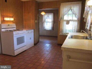 224 E Dutton Mill Rd, Brookhaven, PA 19015 - photo 7
