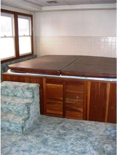 219 Yost Ave, Spring City, PA 19475 - photo 6