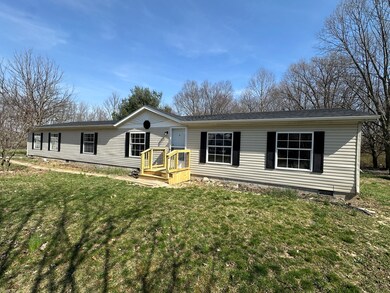 205 N East St, Roachdale, IN 46172 - photo 3