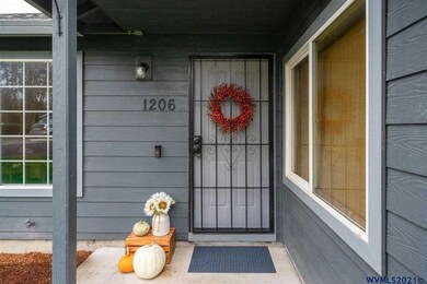 1206 Briar Rd, Independence, OR 97351 - photo 4