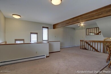 Informal dining and with extra nook