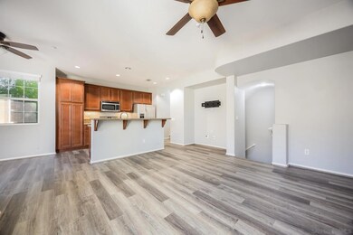 44984 Hawthorn St unit 208, Temecula, CA 92592 - photo 4