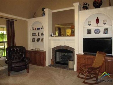 1202 1202 Parkview Dr, Tyler, TX 75703 - photo 6