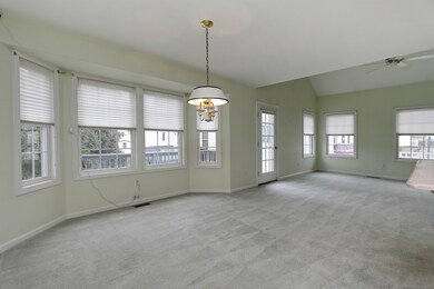 25 Forest Rd unit D, Milford, CT 06461 - photo 5