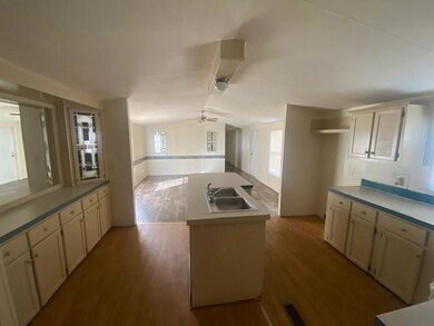 1620 E Reno Rd unit 23, Azle, TX 76020 - photo 5