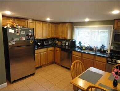 2 Fountain St, Peabody, MA 01960 - photo 7