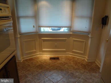 3232 Gleneagles Dr, Silver Spring, MD 20906 - photo 7