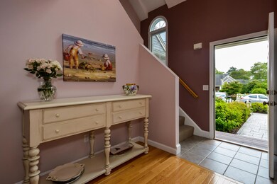 006-Foyer-4468020-medium