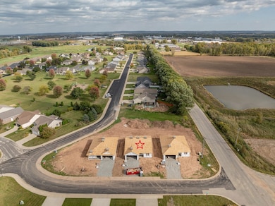 109 Theunis Dr, Wrightstown, WI 54180 - photo 4