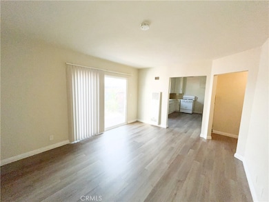 3450 Redondo Beach Blvd unit 2, Torrance, CA 90504 - photo 4