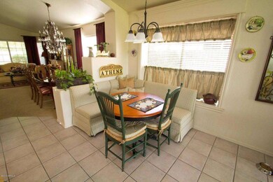 Kitchen Dining Area