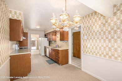 6019 Montevideo Dr unit D, Lansing, MI 48917 - photo 7