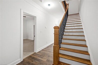 1504 Franklin Ave, High Point, NC 27260 - photo 5