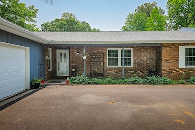 393 Fate Lutz Rd, Hanson, KY 42413 - photo 2