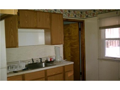Kitchen Spacious Downstairs Kitchen