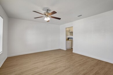 36 Twining Dr, Denison, TX 75020 - photo 4