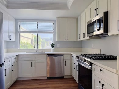 239 Linwood Ave unit E, Monrovia, CA 91016 - photo 2