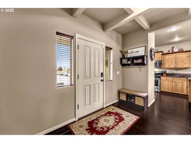 569 June Dr, Molalla, OR 97038 - photo 4