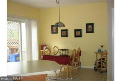 11105 Little Fox Ln, Germantown, MD 20876 - photo 5