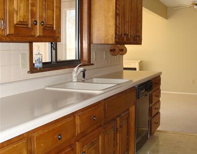 12 Wyndham Ln, Bella Vista, AR 72715 - photo 4