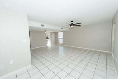 111 4TH AVE-0003