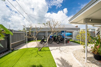 Carport 1