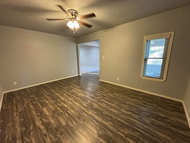 2041 Buggy Whip Ln, Enid, OK 73703 - photo 6