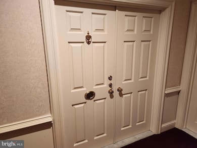 The Towers at Harbor Court unit 1205, Baltimore, MD 21202 - photo 2