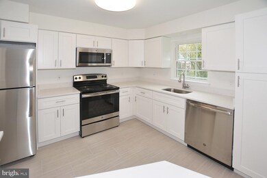 6717 Haycock Rd, Falls Church, VA 22043 - photo 6