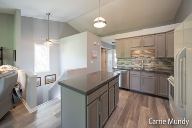 1391 Quarterline Cmn, Holland, mi-7